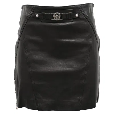 Versace Versus  Lion Head Buckle Detailed Mini Skirt In Black Leather