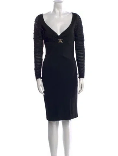 Pre-owned Versace V-neck Knee-length Dress In Black