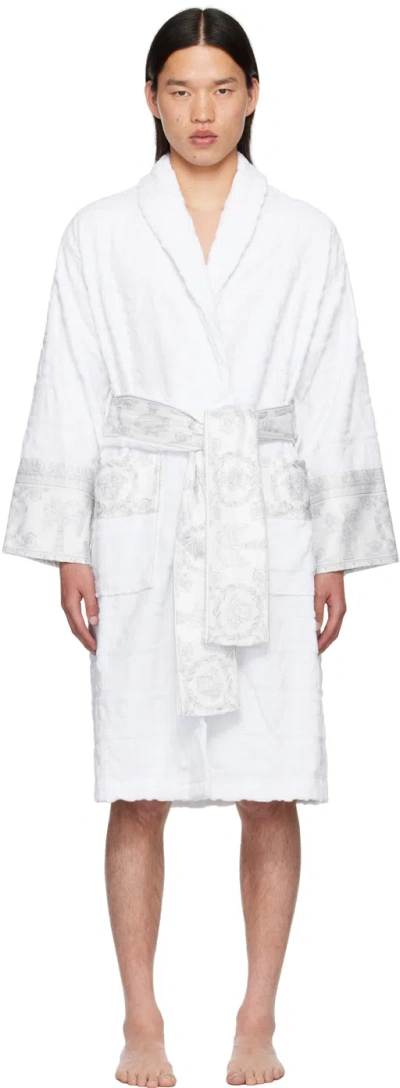 Versace White 'i Heart Baroque' Robe In 5w380-white+white