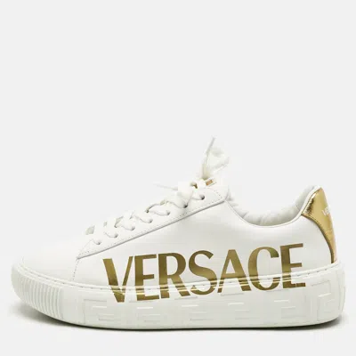Pre-owned Versace White/gold Leather La Greca Lace Up Sneakers Size 38