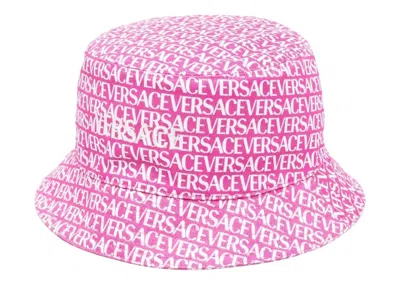 Pre-owned Versace Women's  Logo Print Bucket Hat In Pink