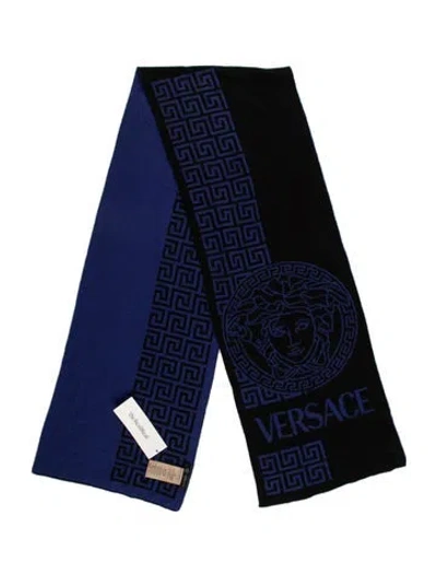 Pre-owned Versace Wool Patterned Scarf In Blue
