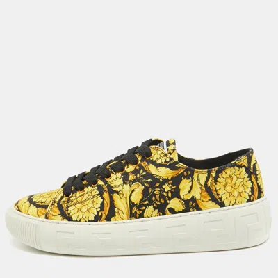 Pre-owned Versace Yellow/black Canvas Baroccoo Lace Up Trainers Size 40