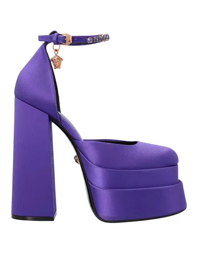 Versace Medusa Aevitas Pumps