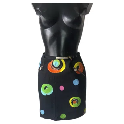 Pre-owned Versus Gianni Versace Black Miniskirt With Multicolor Print And Medusa Detail