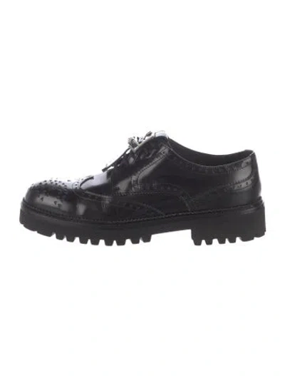 Pre-owned Versus Leather Brogues In Black