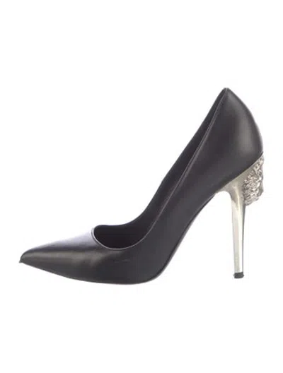 Pre-owned Versus Leather Pumps In Black