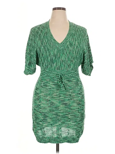 Pre-owned Vertigo Casual Dress In Green