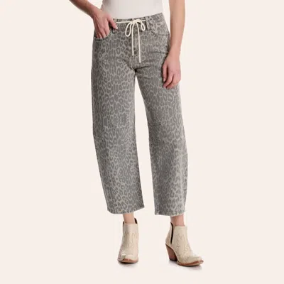 Vervet Women's Leopard Print High Rise Cropped Barrel Leg Jeans In Gray