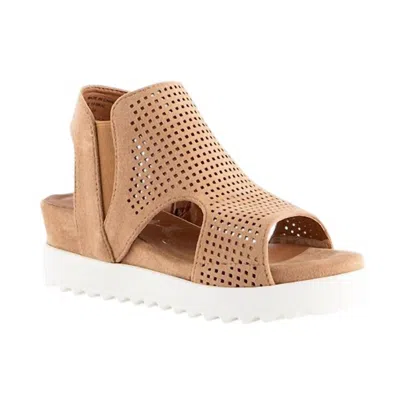 Very G Women's Amy Sandal In Beige