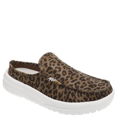 Very G Women's Brisas Slip On Sneakers In Tan Leopard In Brown