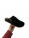 Very G Women's Iris Clogs In Black In Black