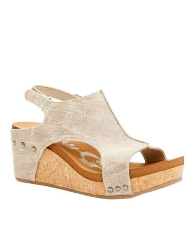 Very G Women's Isabella Wedge In Cream In White