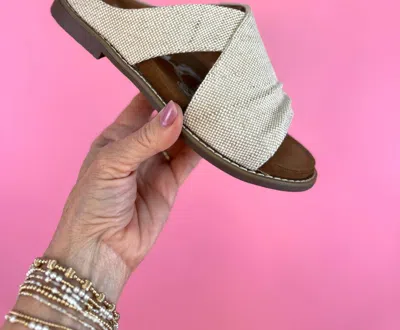 Very G Women's Kori Sandal In Natural In White