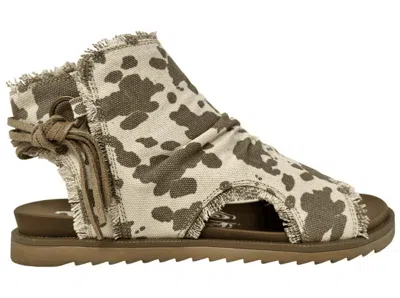 Very G Women's Libra Sandal Shoe In Brown Cow In Multi