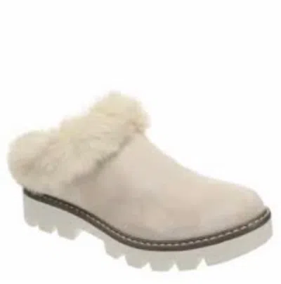 Very G Women's Makika Clog In Cream In White