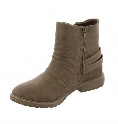 Very G Women's Natasha Boot In Brown