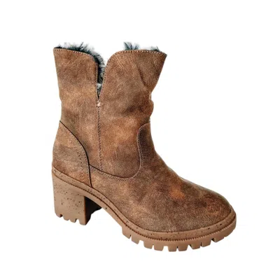 Very G Women's North Park Boot In Tan In Multi