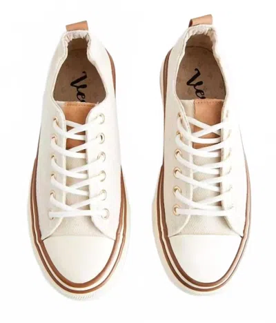 Very G Women's Sneakers In White
