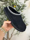 Very G Women's Sparks Fuzzy Slippers In Black In Black