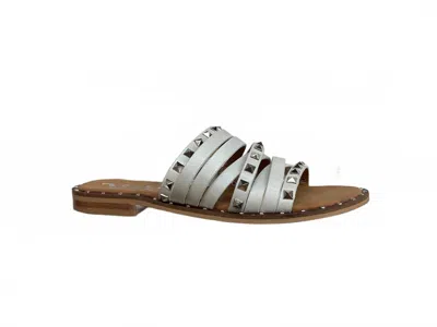 Very G Women Studs 2 Sandals In White In Animal Print