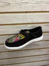 Very G Women Tulip Slip-on Shoes In Flower Embroidery In Black
