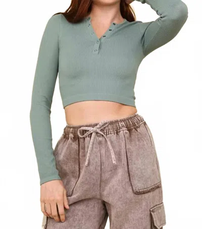 Very J Fitted Crop Henley Top In Sage