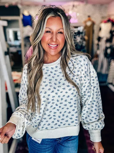 Very J Oversized Floral Printed Casual Knit Top In Cream In White