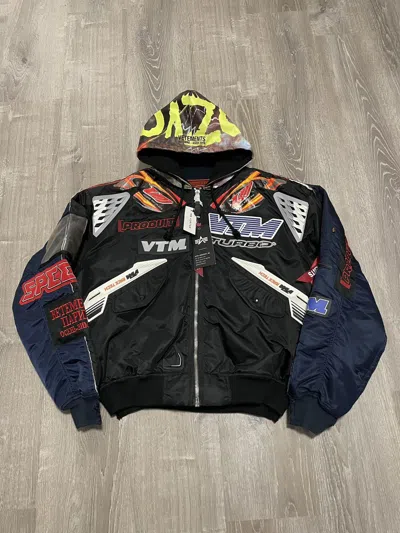 vetements-aw19-racing-bomber-