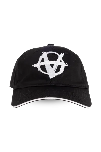 Vetements Baseball Cap With Logo In Black