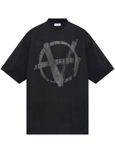 Vetements Short-sleeved T-shirt In Black