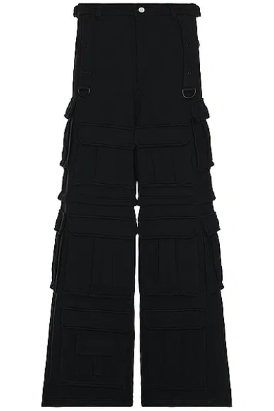 Vetements Men's Multi-Pocket Wide Cargo Pants