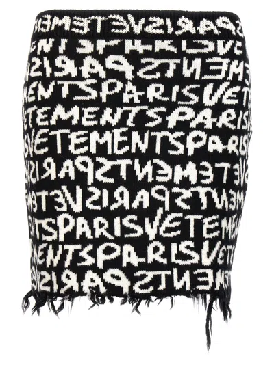 VETEMENTS BLACKWHITE GRAFFITI MONOGRAM SKIRT