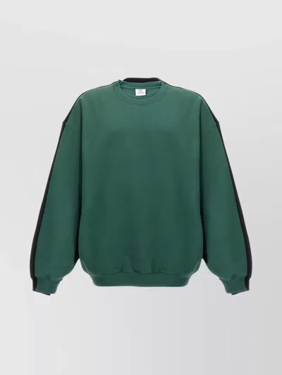 VETEMENTS CREW NECK SWEATSHIRT WITH COLOR BLOCK DESIGN