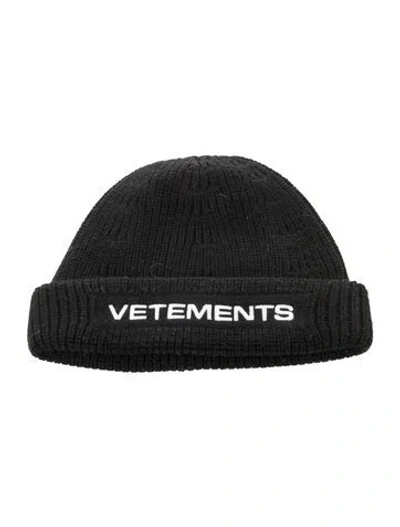 Pre-owned Vetements Embroidered Logo Ribbed Beanie In Black