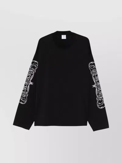 Vetements Graphic Crew Neck Long Sleeve Unisex T-shirt In Black
