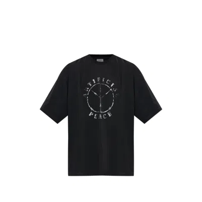 Vetements Short-sleeved T-shirt In Black