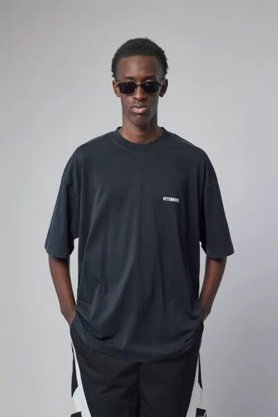 Vetements Iconic Logo T-shirt | Me76tr138bw | Black
