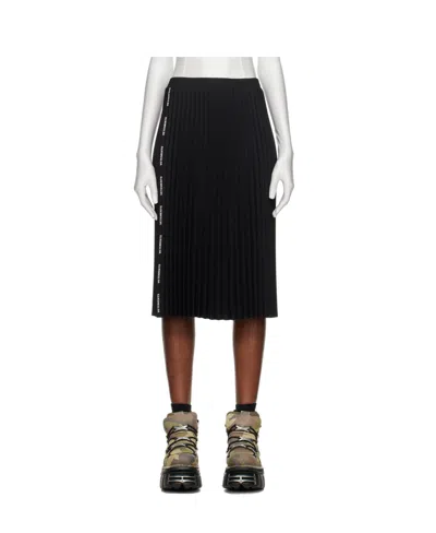 Vetements Knee-length Pleated Skirt In Black