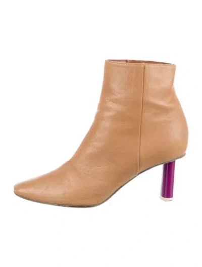 Pre-owned Vetements Leather Boots In Neutral