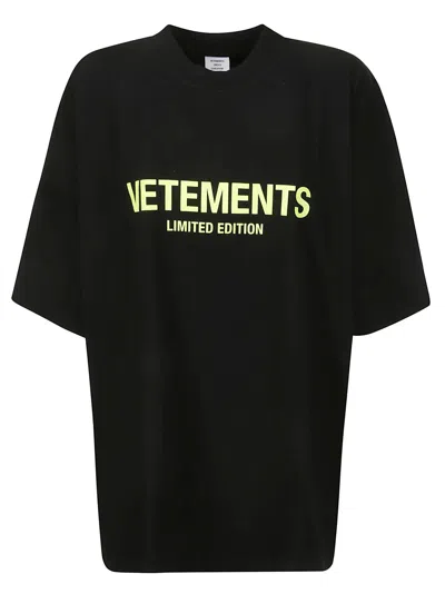 Vetements Limited Edition Logo T-shirt In Black / Yellow