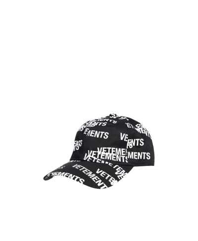 Vetements Logo Baseball Cap In Black