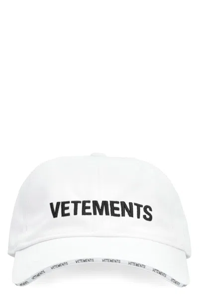 Vetements Logo Baseball Cap In White