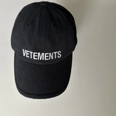 Pre-owned Vetements Logo Cap In Black