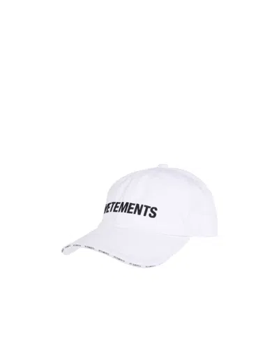 Vetements Logo-embroidered Baseball Cap In White