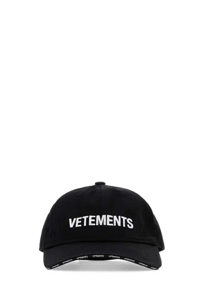 Vetements Logo Embroidered Curved In Black
