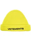 Vetements Logo Beanie In Green