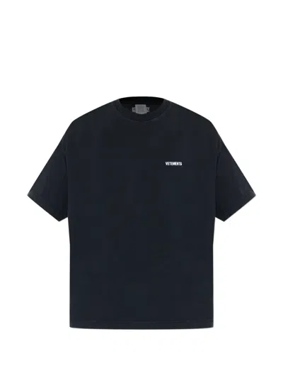 Vetements Logo-embroidered T-shirt In Black
