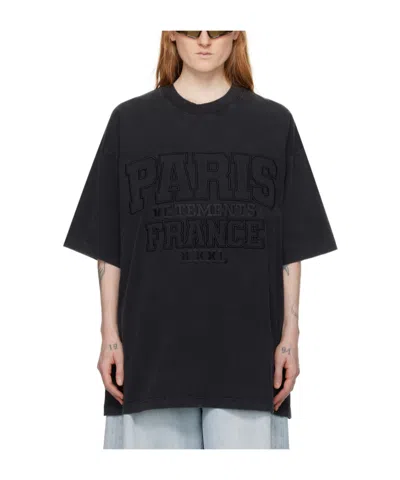 Vetements Logo Embroidered T-shirt In Black