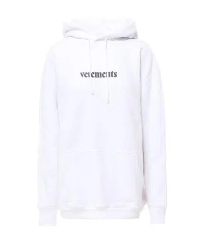 Vetements Logo Hooded Sweater In White
